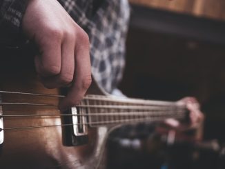 Topp 10 svenska musikartister du bör lyssna på illustration