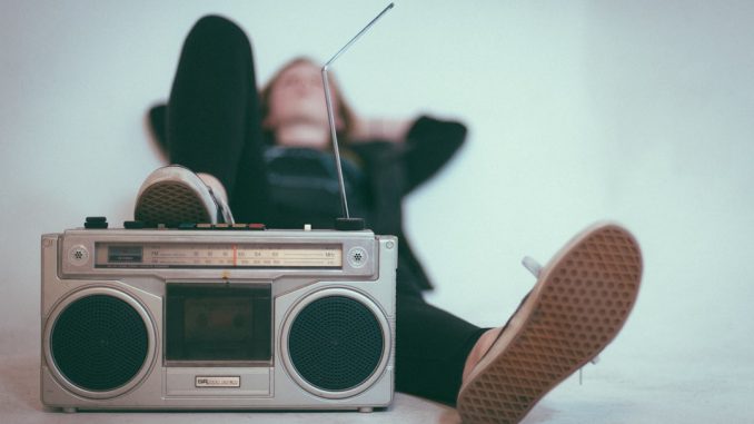 Utforska kopplingen mellan musik och kultur i Sverige illustration